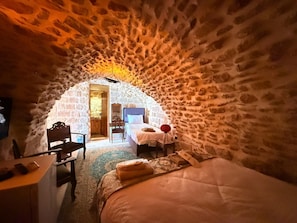 Chambre Premium | Décoration personnalisée, ameublement personnalisé, bureau