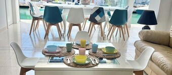 Apartment for up to 16 people with direct access to the sea in Alcossebre marina