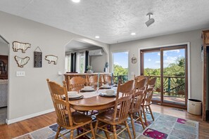 Dining - Lakefront Retreat w/ Deck, Movie Room & Yard (Golden)