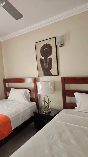 2 Schlafzimmer, Bügeleisen/Bügelbrett, WLAN, Bettwäsche