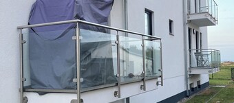 Apartment Paul - Small cozy apartment with balcony and side sea view