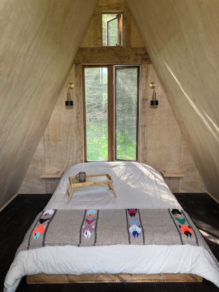 Image showcasing Off Grid Living for Beginners: A How To Guide