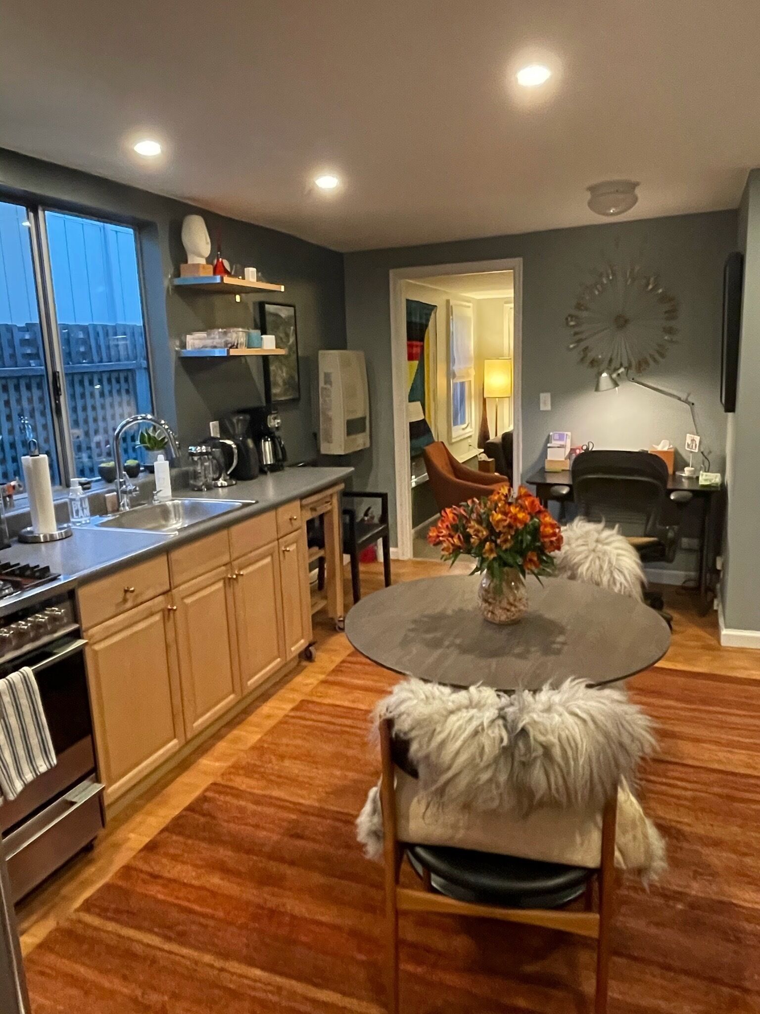 微波炉、烤箱、炉灶