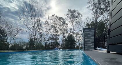 Relaxing Acreage Retreat – Pool, Spa & Media Room