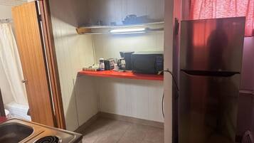 Deluxe Oda, 2 Çift Kişilik Yatak, Küçük Mutfak, Dağ Manzaralı | Masa, dizüstü bilgisayar çalışma alanı, ücretsiz kablosuz İnternet