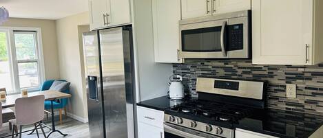 Microwave, oven, stovetop, dishwasher