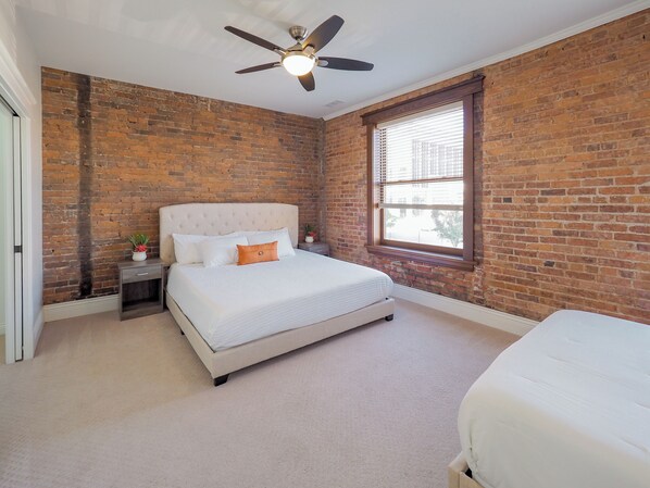 3 bedrooms, iron/ironing board, free WiFi, bed sheets