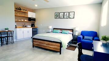 1 quarto, escrivaninha, ferros/tábuas de passar roupa, Wi-Fi de cortesia