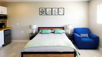 1 habitación, escritorio, tabla de planchar con plancha y wifi gratis
