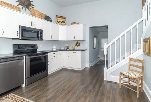 Microwave, oven, stovetop, dishwasher