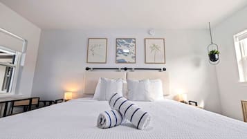 Desk, iron/ironing board, WiFi