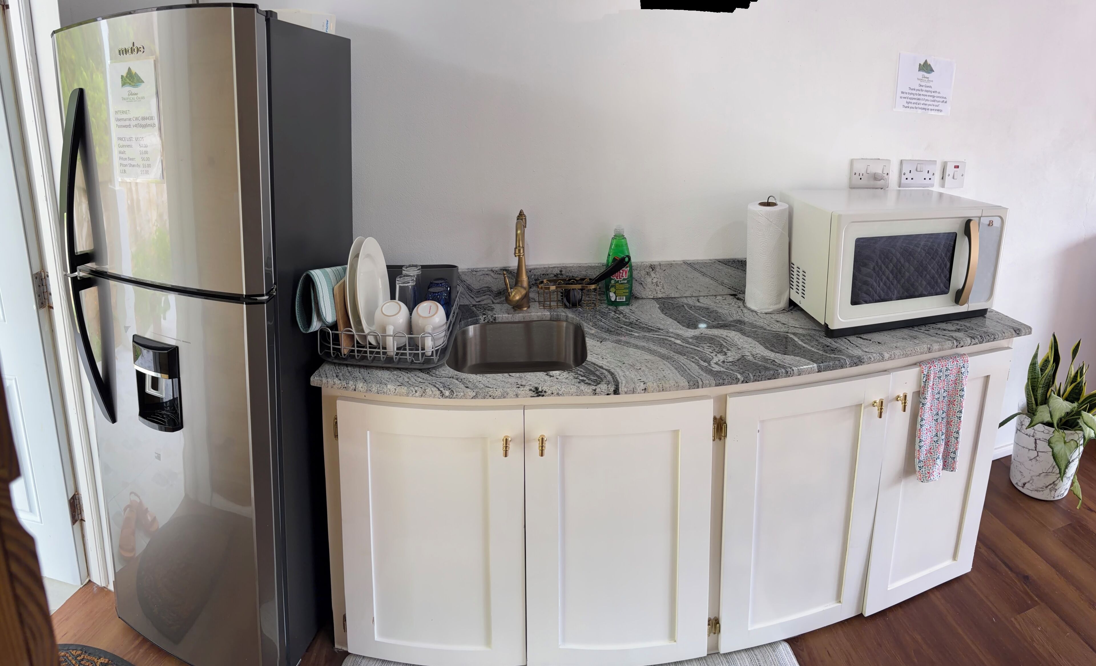 Microondas, placa de cocina