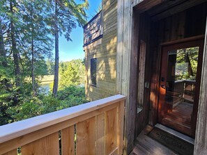 تفاصيل الفندق من الخارج