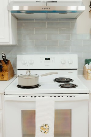 Microwave, oven, stovetop, dishwasher