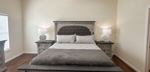 3 bedrooms, free WiFi, bed sheets, wheelchair access