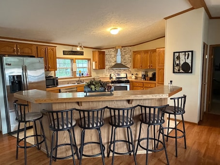Fridge, microwave, oven, stovetop. Historic Paxico Retreat: Railside Views, Mill Creek Access & 31 Acres