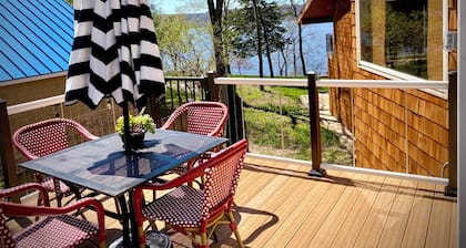 Pepin Guest Haus - walk to the winery!