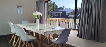 Coopers Beach Escape