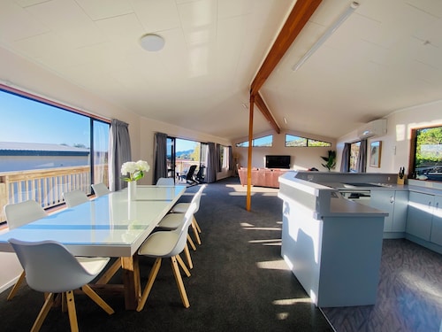 Coopers Beach Escape