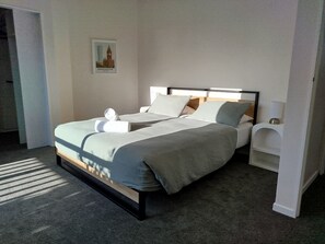 3 chambres, Wi-Fi gratuit, draps fournis