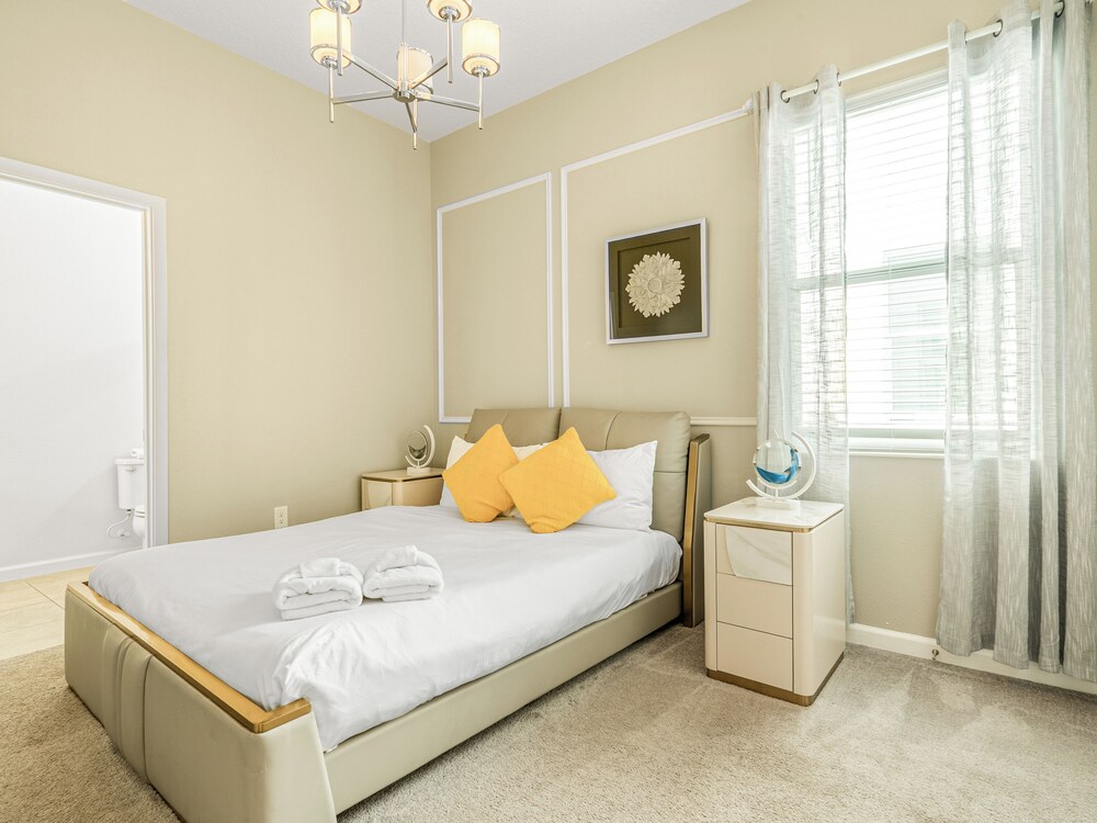 Stunning Spacious And Welcoming 2 image