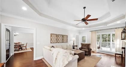 Gameday! 5-bedroom home in Auburn, close to campus!