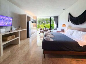 1 chambre, fer et planche à repasser, Wi-Fi gratuit, draps fournis