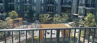 Modern Escape w/Pool & SkyLounge/New Build,Upscale Vibe