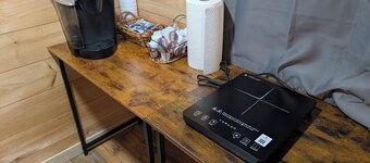 Horse Creek Cabins - Creekside Cabin near Ivy Branch