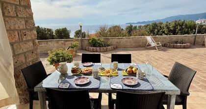 Villa Gabriella "sea view" (Ground floor apartment)