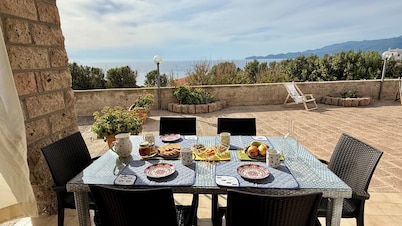 Villa Gabriella "sea view" (Ground floor apartment)