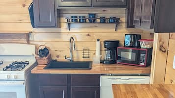 Micro-ondes, four, plaque de cuisson, lave-vaisselle