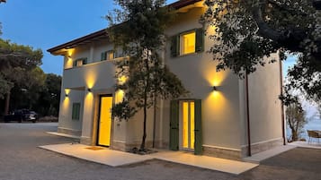 واجهة المنشأة