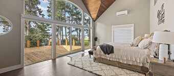 Welcome to Lake Daze, your ultimate lakefront getaway on Lake Nacogdoches!