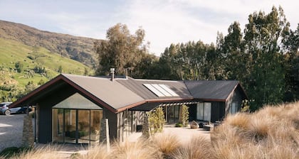 Cardrona Alpine Villa