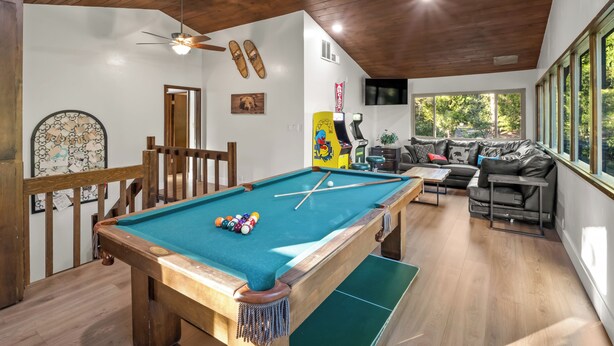Spielezimmer