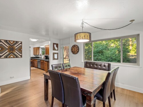 Shaver Lake Home with BBQ, Game Room - 4 Bed: 2.5 Bath