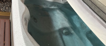 Salmon River Hideaway with Hottub