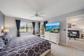 2 bedrooms, iron/ironing board, WiFi, bed sheets - Stylish 2B-2B Condo near AMI, Beaches & IMG (Bradenton)