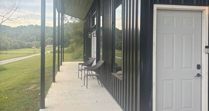 Cozy new build, 2-bedroom house in Celina