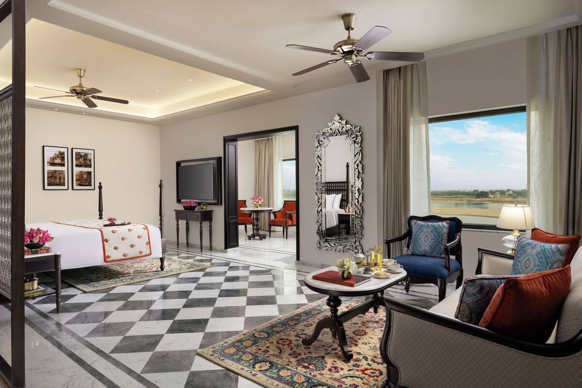 Suite (SeleQtions with Ganges View) | Soundproofing