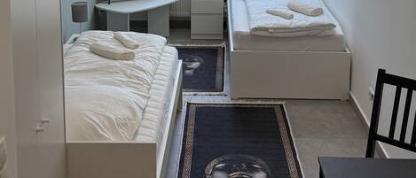 1 chambre, fer et planche à repasser, Wi-Fi, draps fournis