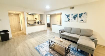 Modern 2BR Apartment • Pool Access • Near UAB & St. Vincent • Fast WiFi • W/D