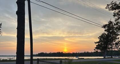 Charming 2-bedroom cottage on Bear Lake