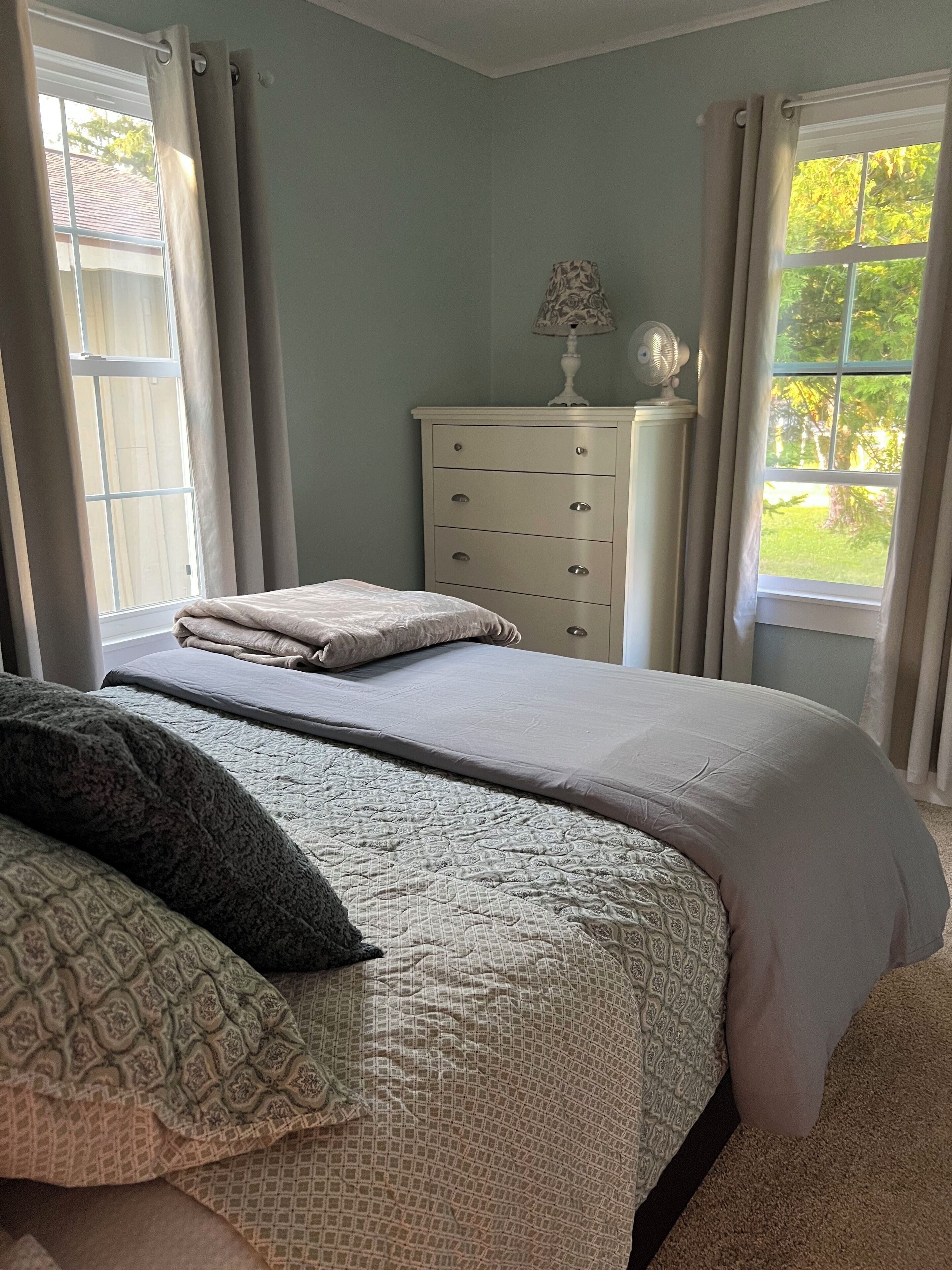 2 間睡房、上網、床單