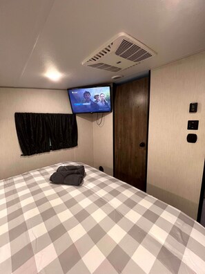 2 bedrooms, free WiFi, bed sheets - The Bear Retreat at Venus (Highlands County)