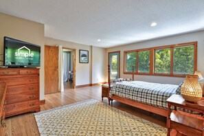 4 chambres, bureau, accès au Wi-Fi (inclus), literie fournie