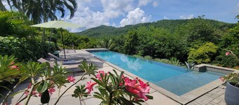 Peaceful Villa- Private Pool and Serene Escape in Nature