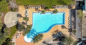 Outdoor pool, a heated pool