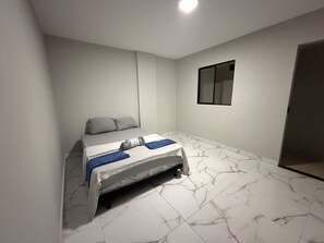 WiFi, bed sheets